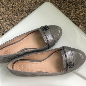 TORY BURCH silver sparkly flats